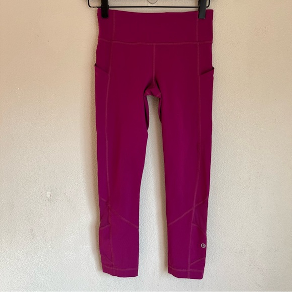 Lululemon Purple Pink Cropped Leggings Size 2 - Picture 1 of 6